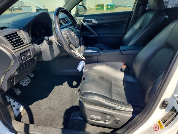 2016 LEXUS CT 200h