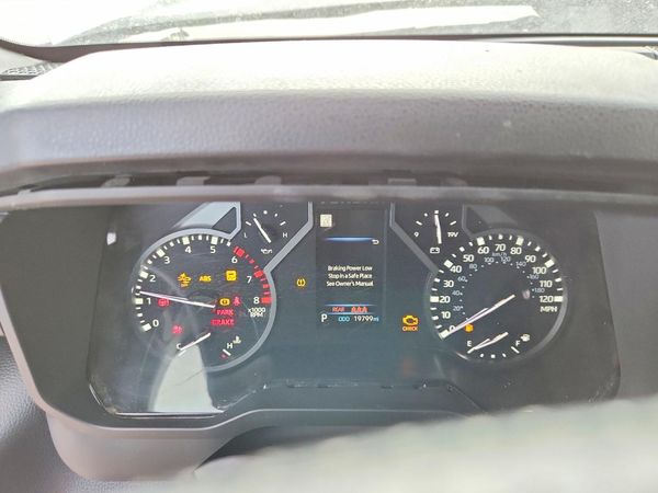 2026 TOYOTA TUNDRA SR