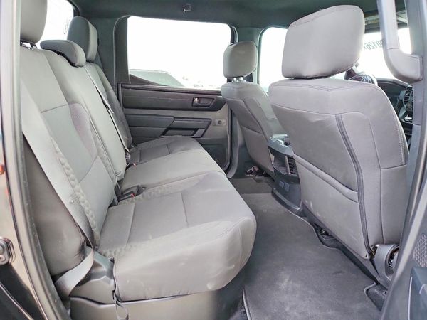 2026 TOYOTA TUNDRA SR
