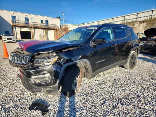 2021 JEEP COMPASS — Front 3/4