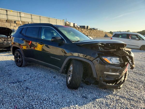 2021 JEEP COMPASS — Passenger 3/4