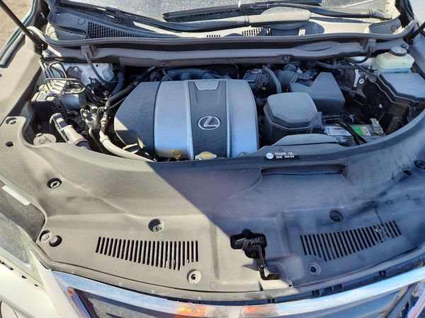2016 LEXUS RX — Engine bay