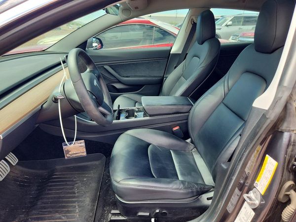 2020 TESLA MODEL 3 — DENT
