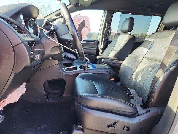 2018 DODGE CARAVAN GT (US), GT FWD (Can) — DENT