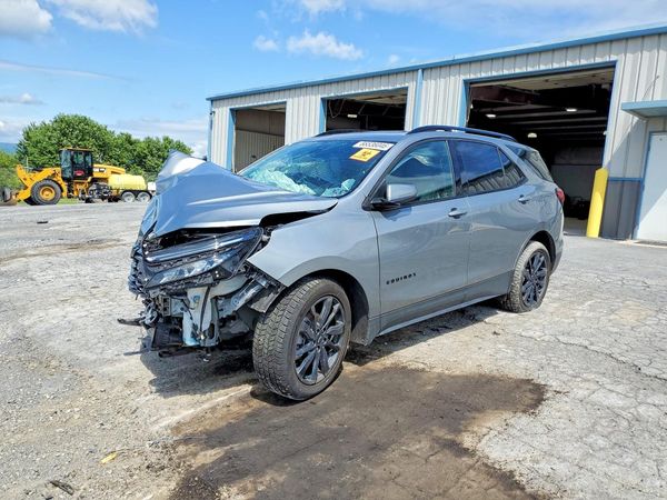 2024 CHEVROLET EQUINOX RS — Front 3/4