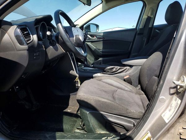 2016 MAZDA 3