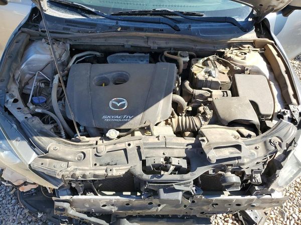 2016 MAZDA 3