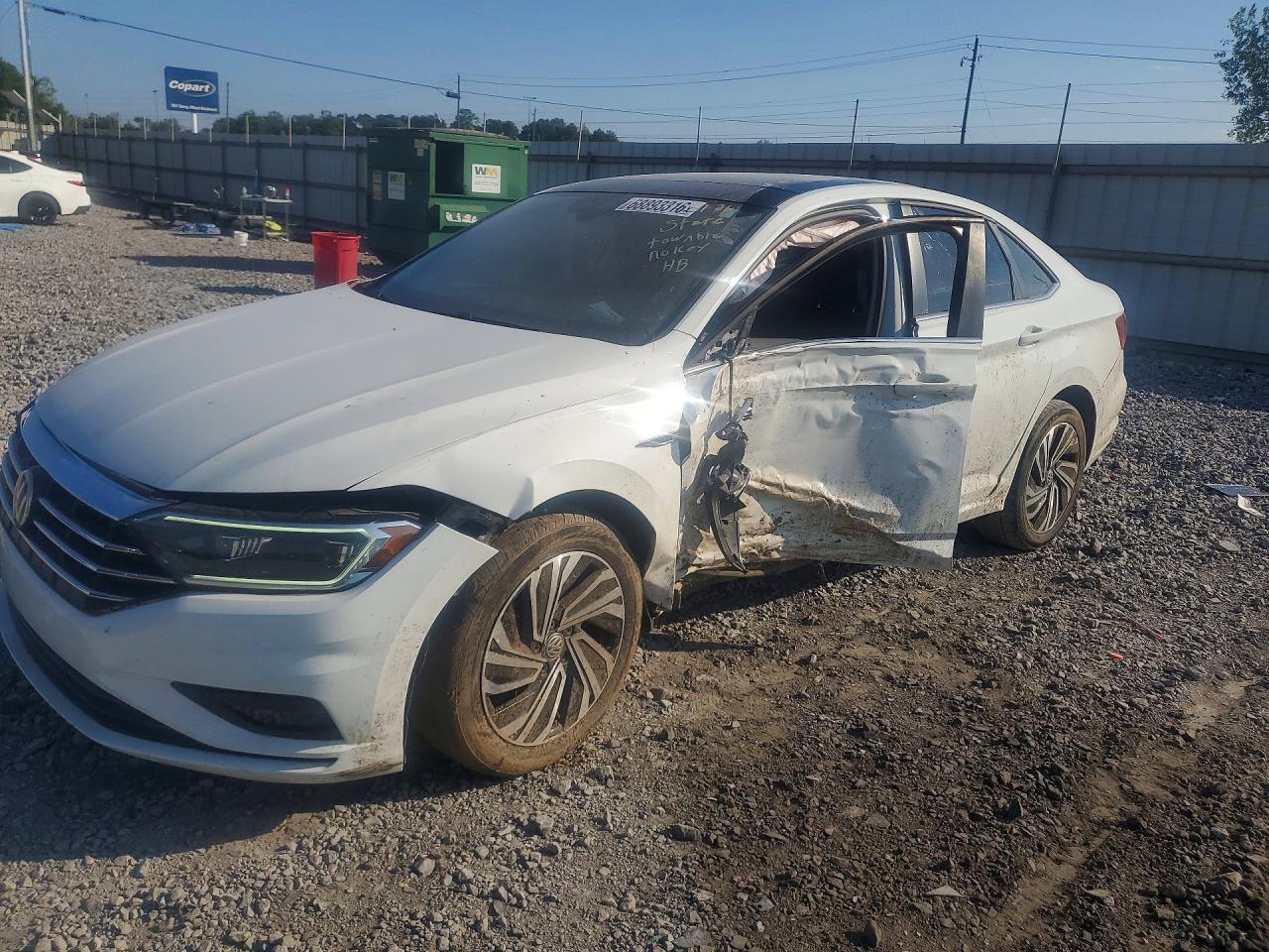 2021 VOLKSWAGEN JETTA — Front 3/4