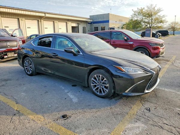 2022 LEXUS ES 350 — Passenger 3/4