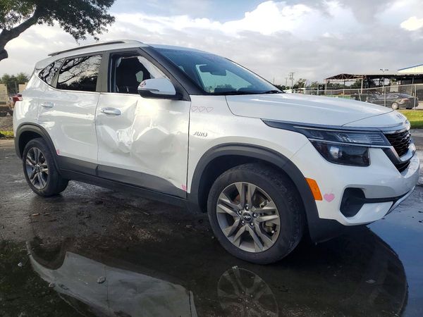 2025 KIA SELTOS S, Nightfall Edition — Passenger 3/4