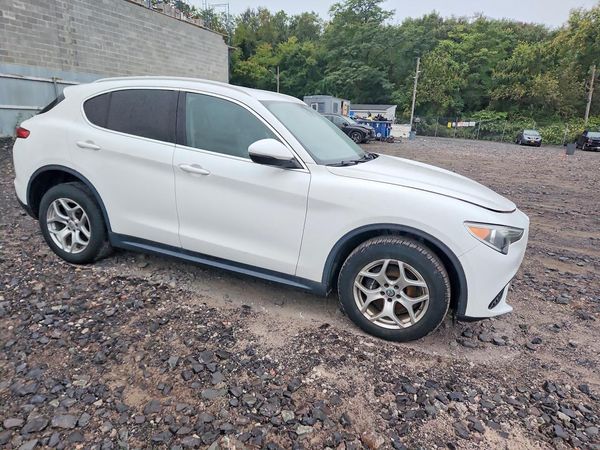 2019 ALFA ROMEO STELVIO AWD — Passenger 3/4