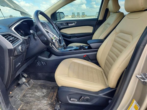 2017 FORD EDGE SEL — DENT