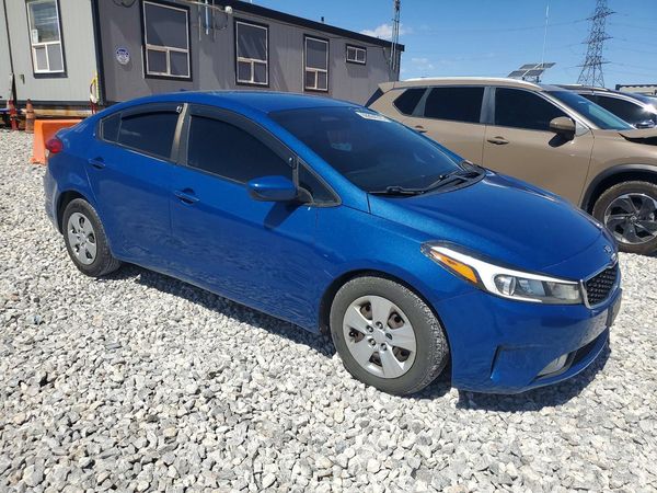 2018 KIA FORTE LX Base