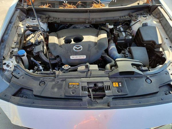 2020 MAZDA CX-9 — Engine bay