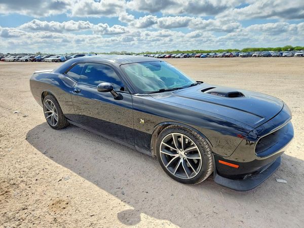 2017 DODGE CHALLENGER R/T 392 — Passenger 3/4