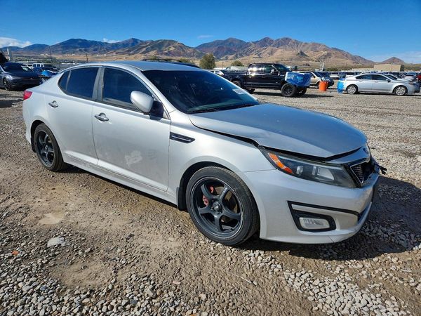 2014 KIA OPTIMA 2.4 LX STD/Conv — Passenger 3/4