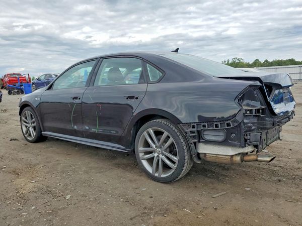 2018 VOLKSWAGEN PASSAT S, R-Line — DSRA
