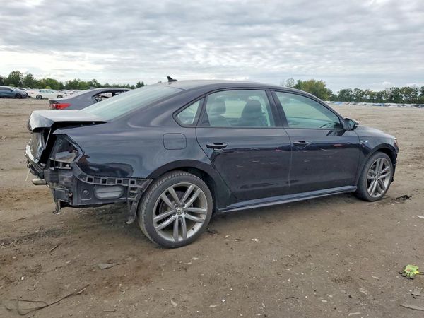 2018 VOLKSWAGEN PASSAT S, R-Line — PSRA