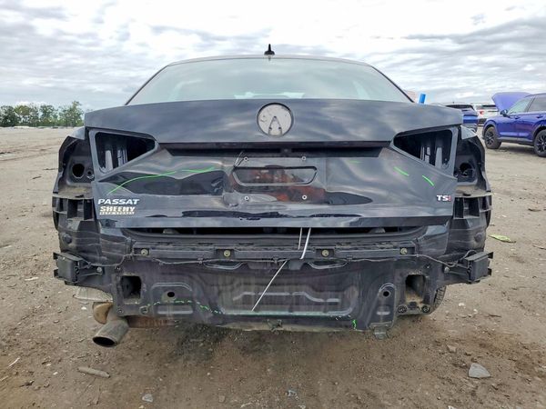 2018 VOLKSWAGEN PASSAT S, R-Line — DIRR