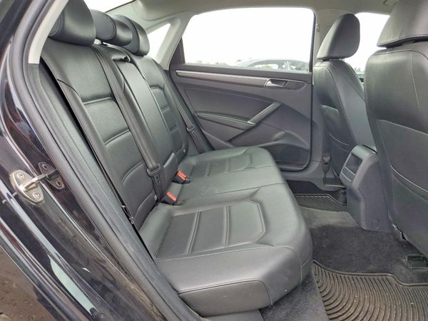 2018 VOLKSWAGEN PASSAT S, R-Line — PSRS