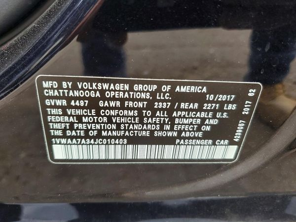 2018 VOLKSWAGEN PASSAT S, R-Line — VINS