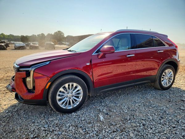 2024 CADILLAC XT4 — DSFA — Front 3/4