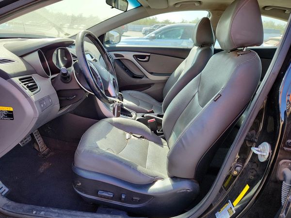 2014 HYUNDAI ELANTRA GLS (Middle)