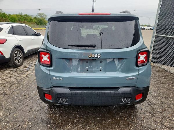 2017 JEEP RENEGADE LATITUDE 4X4