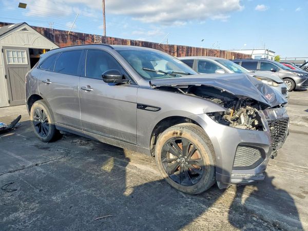 2024 JAGUAR F-PACE P250 R-Dynamic S — Passenger 3/4