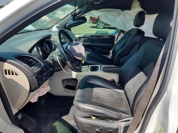 2018 DODGE CARAVAN SXT — DENT