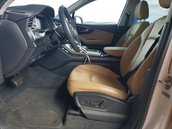 2020 AUDI Q7 — Passenger 3/4