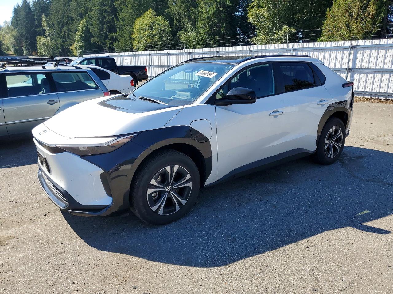2025 TOYOTA BZ4X — Front 3/4