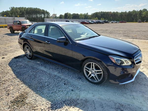 2015 MERCEDES-BENZ E — Passenger 3/4