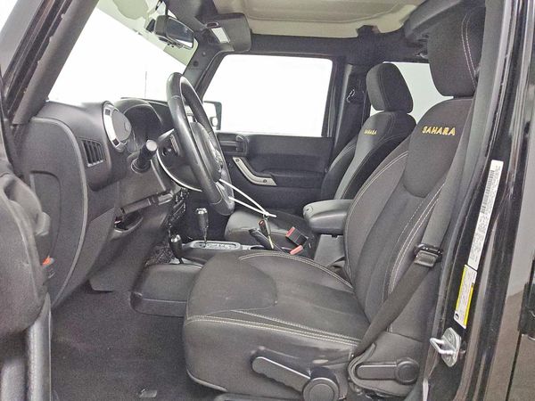 2013 JEEP WRANGLER Sahara — DENT