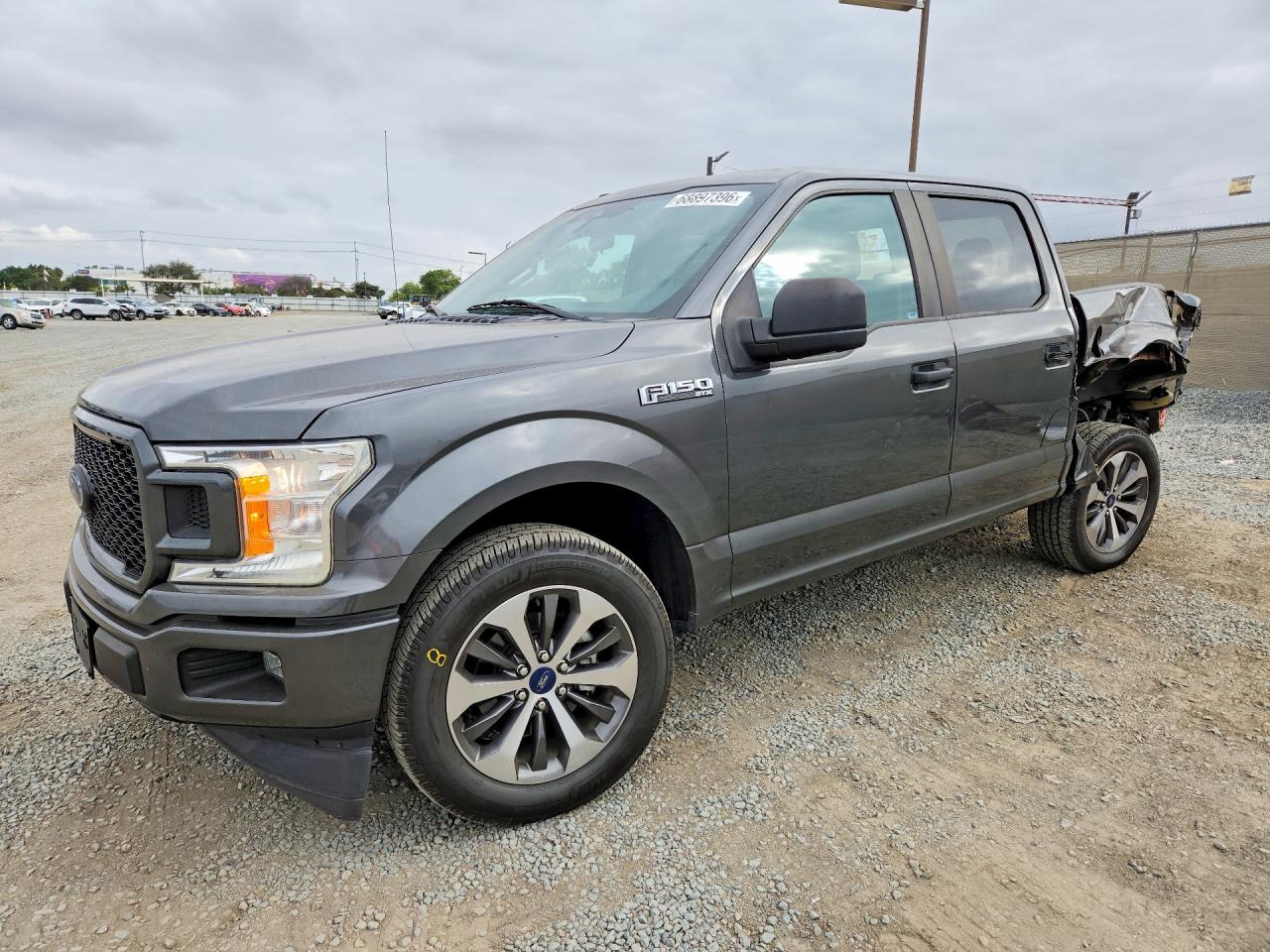 2019 FORD F150 — Front 3/4