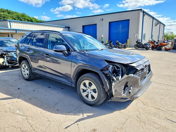 2021 TOYOTA RAV4 — Passenger 3/4