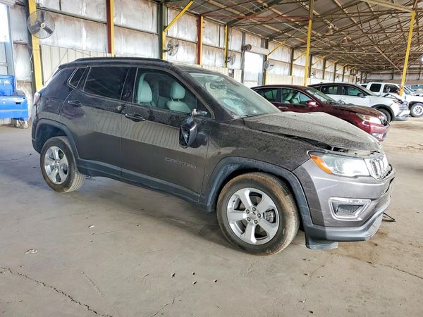 2017 JEEP COMPASS — Passenger 3/4