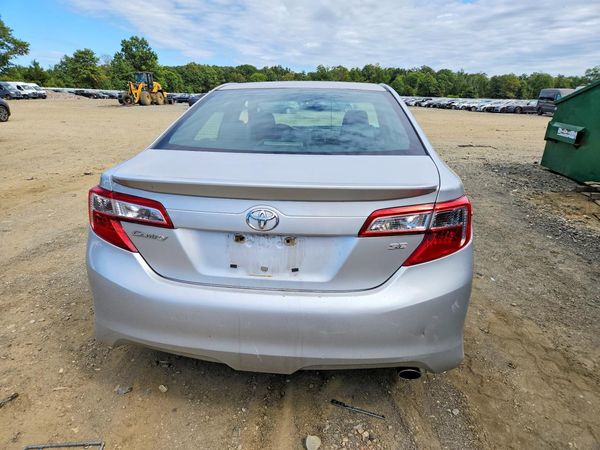 2014 TOYOTA CAMRY — DIRR