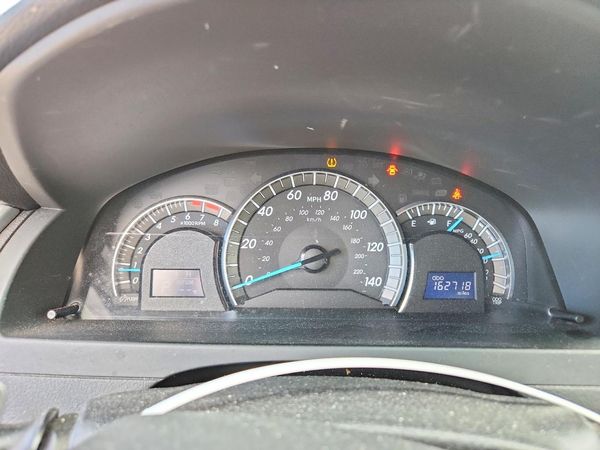 2014 TOYOTA CAMRY — ODOM