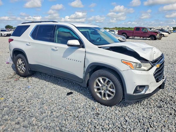 2020 CHEVROLET TRAVERSE LT — Passenger 3/4