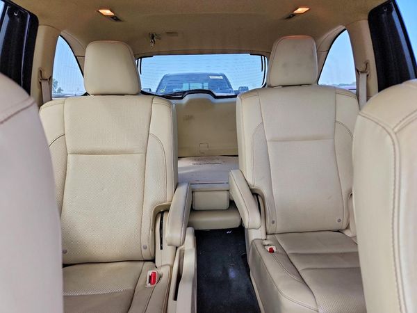 2016 TOYOTA HIGHLANDER — SUVN