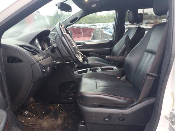 2017 DODGE GRAND CARAVAN GT — DENT