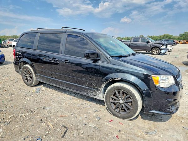 2016 DODGE GRAND CARAVAN — Passenger 3/4