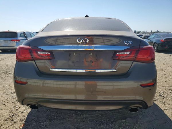 2016 INFINITI Q70 — DIRR