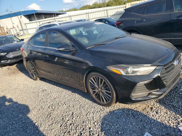 2018 HYUNDAI ELANTRA — Passenger 3/4