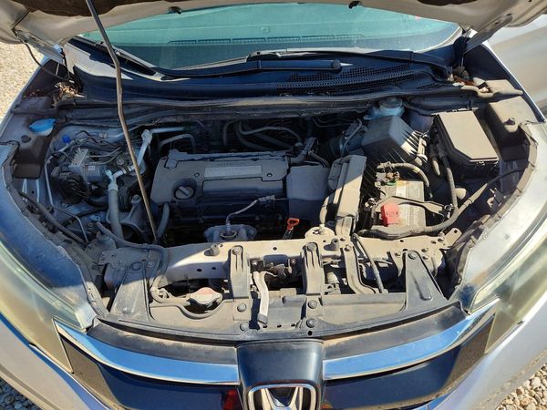 2015 HONDA CRV EX — Engine bay