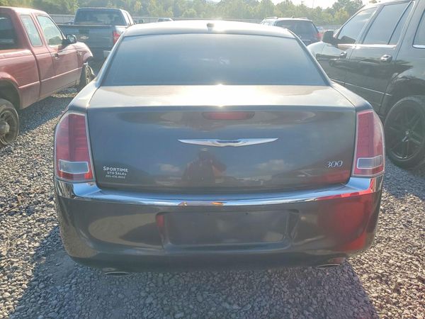 2014 CHRYSLER 300