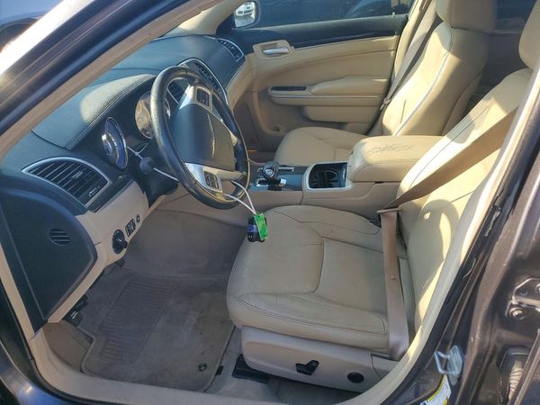 2014 CHRYSLER 300