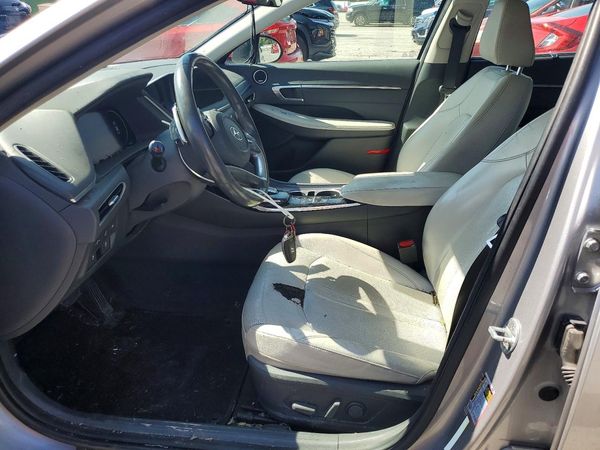 2020 HYUNDAI SONATA Limited — DENT