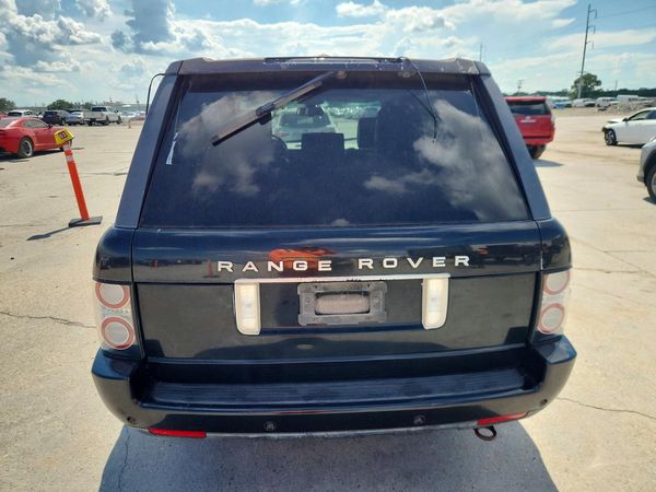 2012 LAND ROVER RANGEROVER HSE LUX